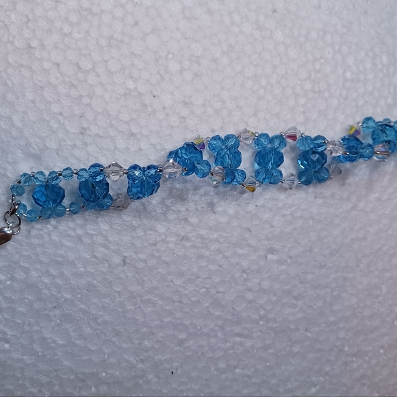 New, Spring Bling Crystal Collection Bracelet Brite blue and clear AB crystals - Picture 2 of 3